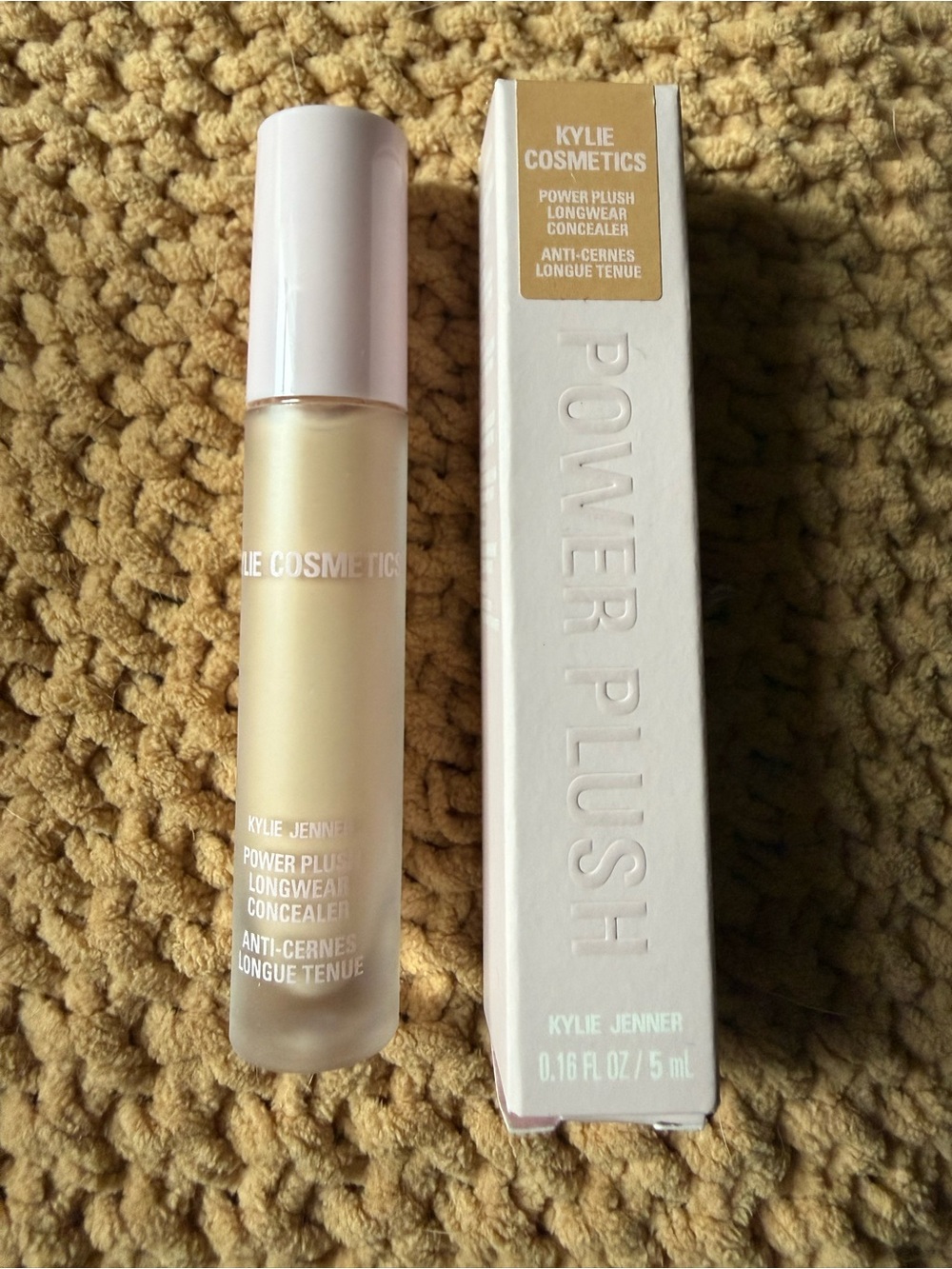 Kylie Cosmetics Power Plush Longwear Concealer - Beige/Champagne